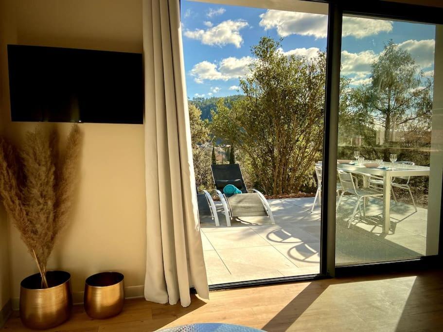 Apartament Eva'S Cabanon Cabasse Zewnętrze zdjęcie